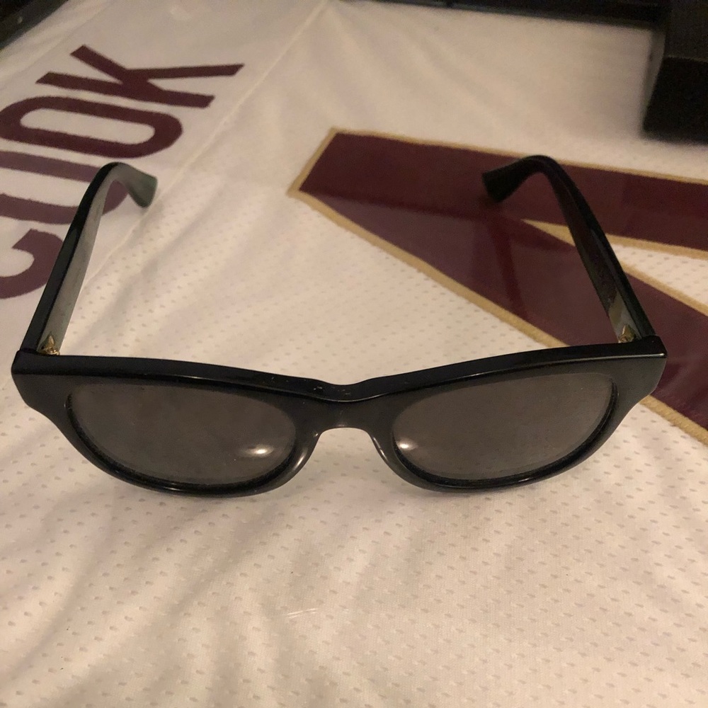 Used Gucci Sunglasses